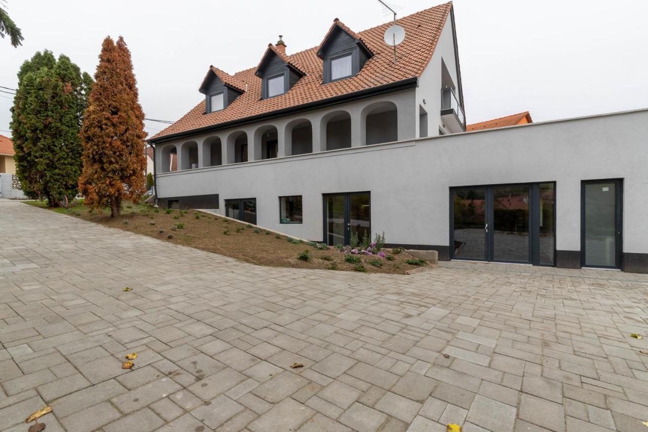 Villa Berc Egerszalók Exteriér fotografie